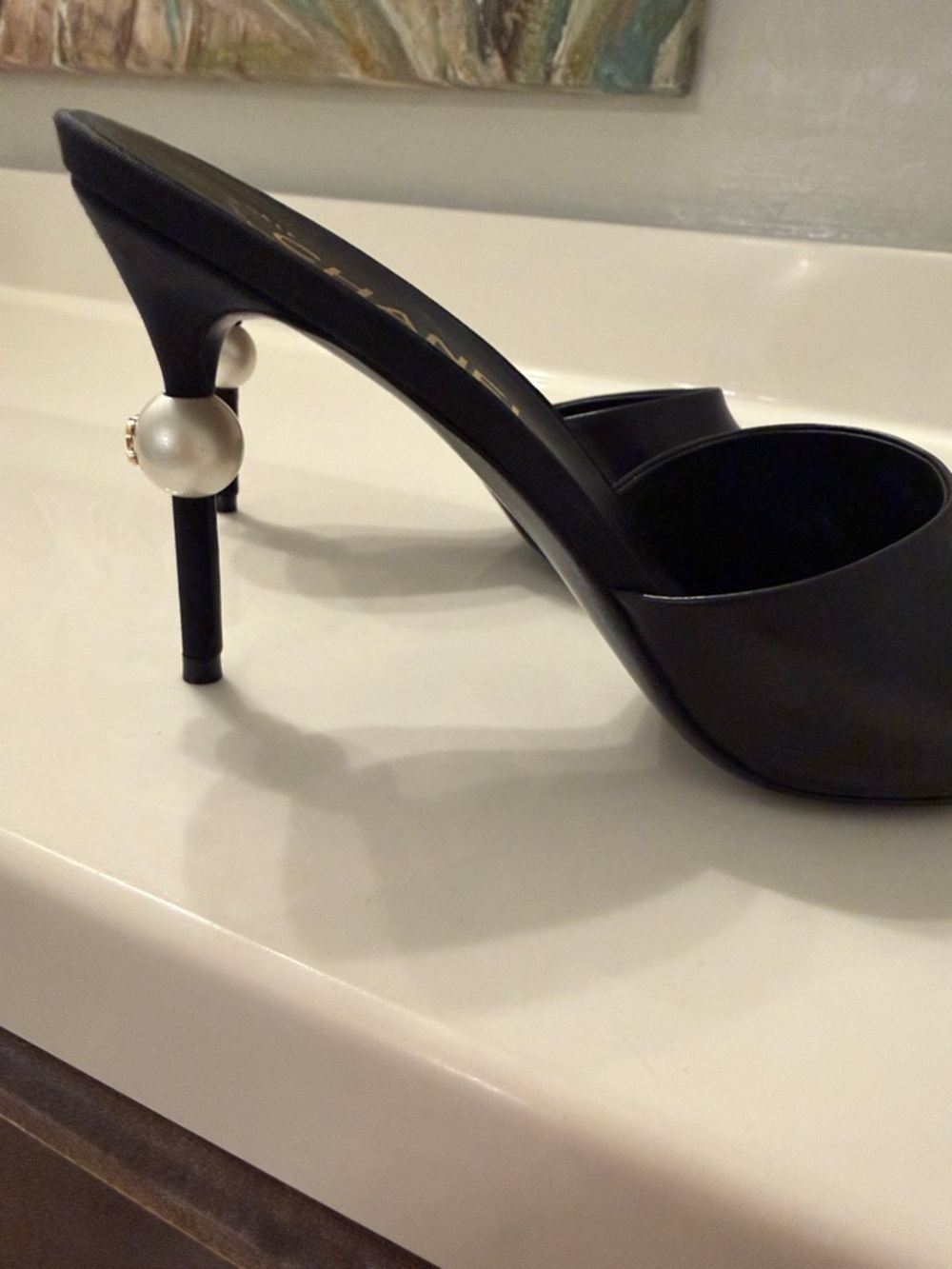 CHANEL Interlocking CC logo Black Leather Pointed-Toe Pearl-Accent Mule Heels - Picture 10 of 12